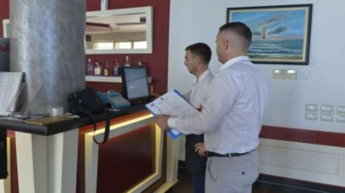Tatimet nisin kontrollet anti-informalitet: Ne site 14 mije subjekte bar-restorante
